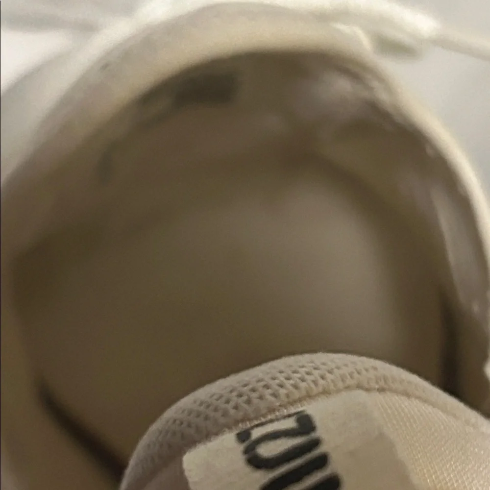 Nike Air 27C White Sneaker. Size 10. Excellent preowned condition.